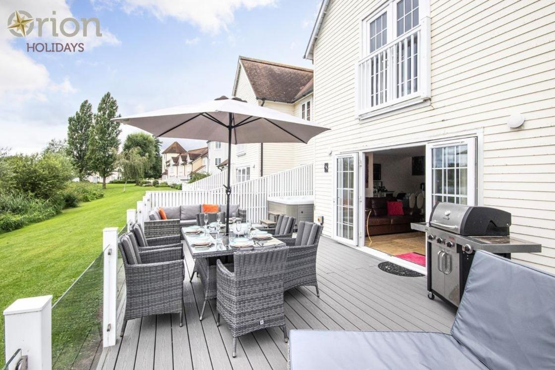 Windrush Lake 65, Sunset Lodge - P South Cerney Exterior photo